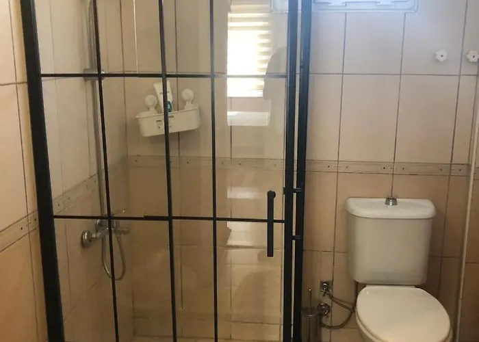 Kaleici Genis Balkonlu Muhtesem Lokasyon Benzersiz Genis Ev
