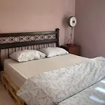 Apartamento Kaleici Genis Balkonlu Muhtesem Lokasyon Benzersiz Genis Ev