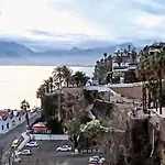 Kaleici Genis Balkonlu Muhtesem Lokasyon Benzersiz Genis Ev Antalya