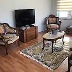 Kaleici Genis Balkonlu Muhtesem Lokasyon Benzersiz Genis Ev *