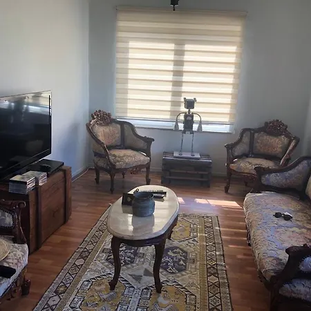 Kaleici Genis Balkonlu Muhtesem Lokasyon Benzersiz Genis Ev Apartment