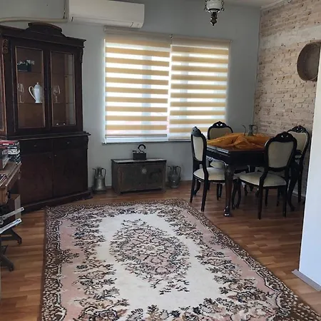 Apartment Kaleici Genis Balkonlu Muhtesem Lokasyon Benzersiz Genis Ev *