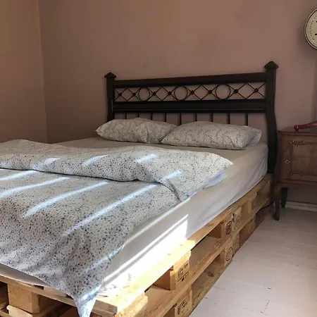 Kaleici Genis Balkonlu Muhtesem Lokasyon Benzersiz Genis Ev アパート アンタルヤ