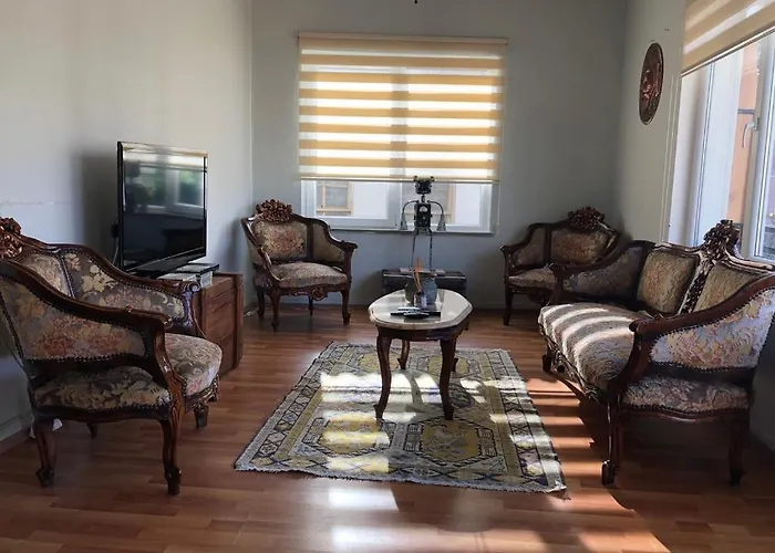 Appartement Kaleiçi Geniş Balkonlu Muhteşem Lokasyon Benzersiz Geniş Ev Antalya