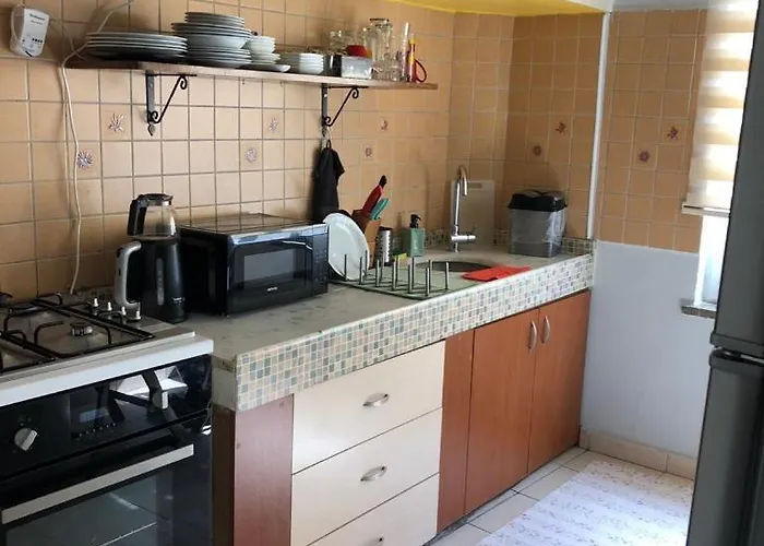 Appartement Kaleiçi Geniş Balkonlu Muhteşem Lokasyon Benzersiz Geniş Ev *