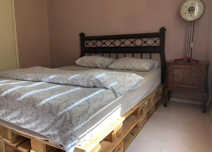 Kaleiçi Geniş Balkonlu Muhteşem Lokasyon Benzersiz Geniş Ev Appartement Antalya