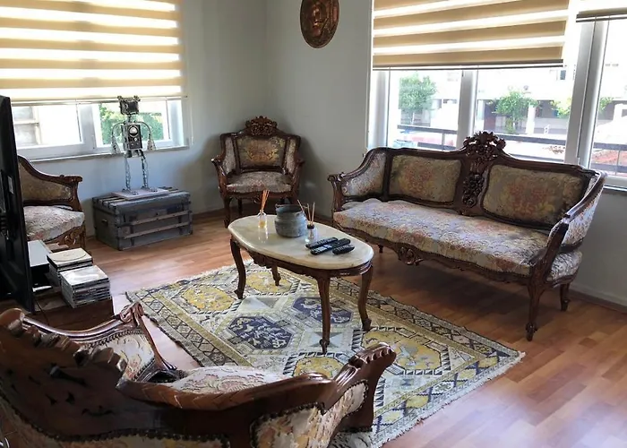 Kaleiçi Geniş Balkonlu Muhteşem Lokasyon Benzersiz Geniş Ev Appartement *