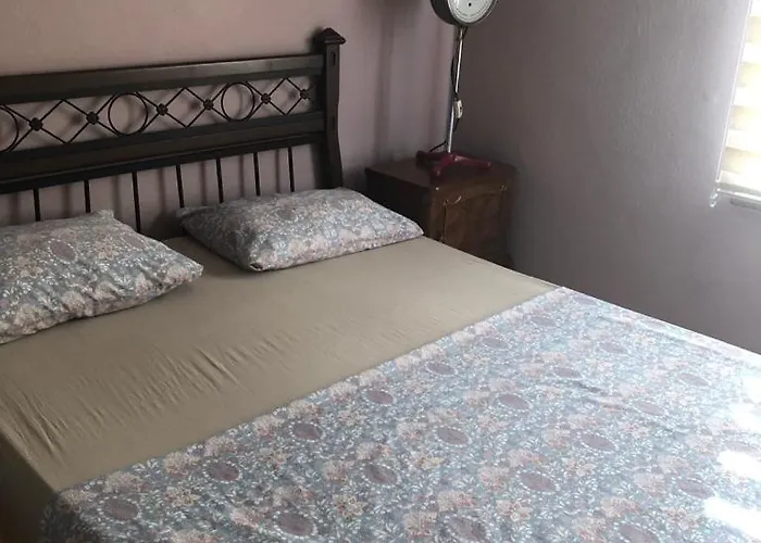 Kaleiçi Geniş Balkonlu Muhteşem Lokasyon Benzersiz Geniş Ev Appartement Antalya