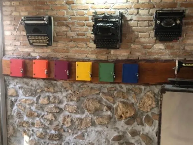Kaleiçi Geniş Balkonlu Muhteşem Lokasyon Benzersiz Geniş Ev * Antalya